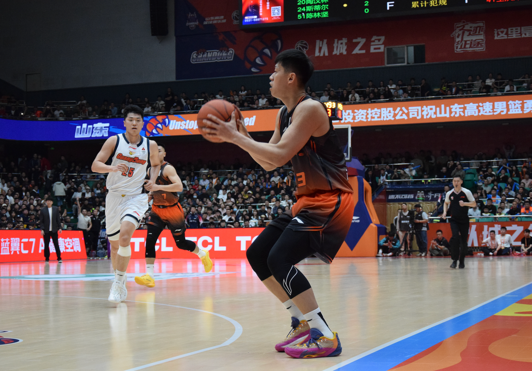 知耻而后勇!山东男篮99:86击败广东,重返联盟前四